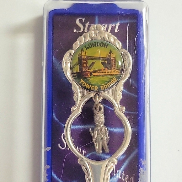 London Tower Bridge Collector's Spoon Silver Plated - Picture 4 of 6
